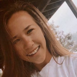 Meet your Posher, Becky